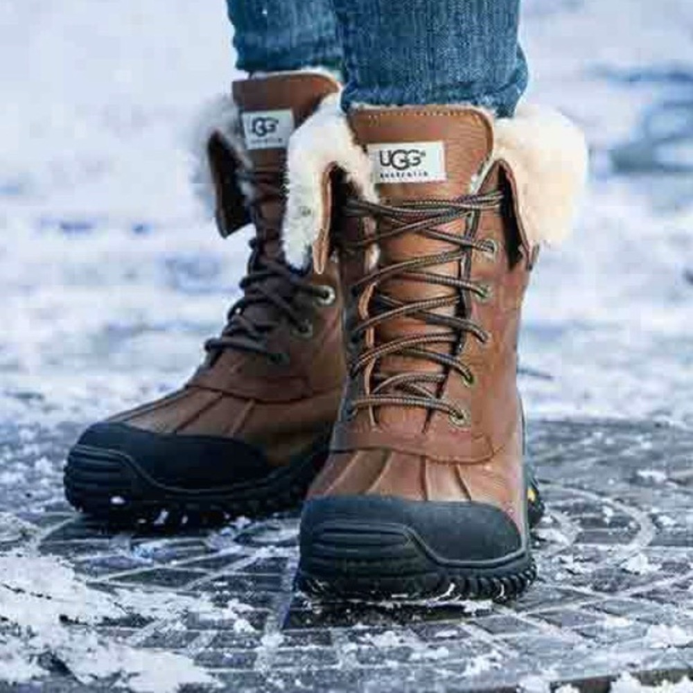 UGG Brown Leather Lace-Up Winter Boots with Shearling Collar